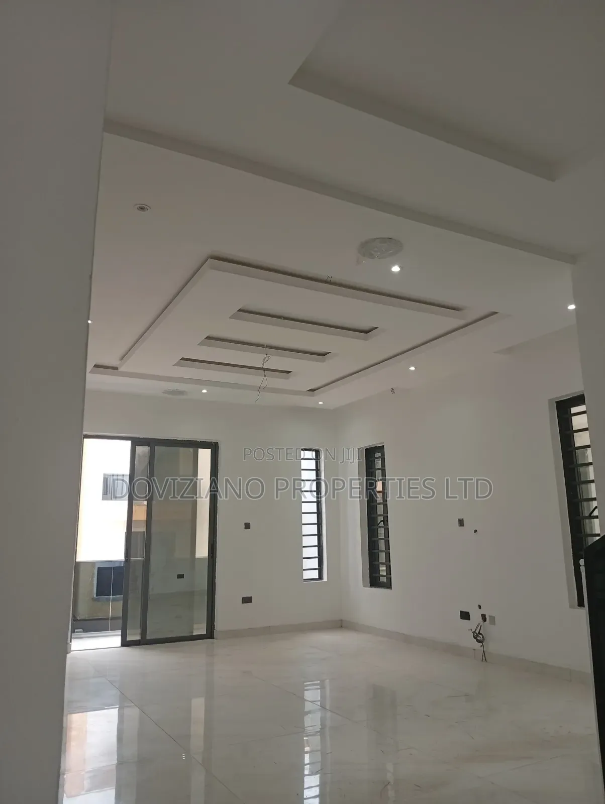 5bdrm Duplex in Ikeja GRA for sale