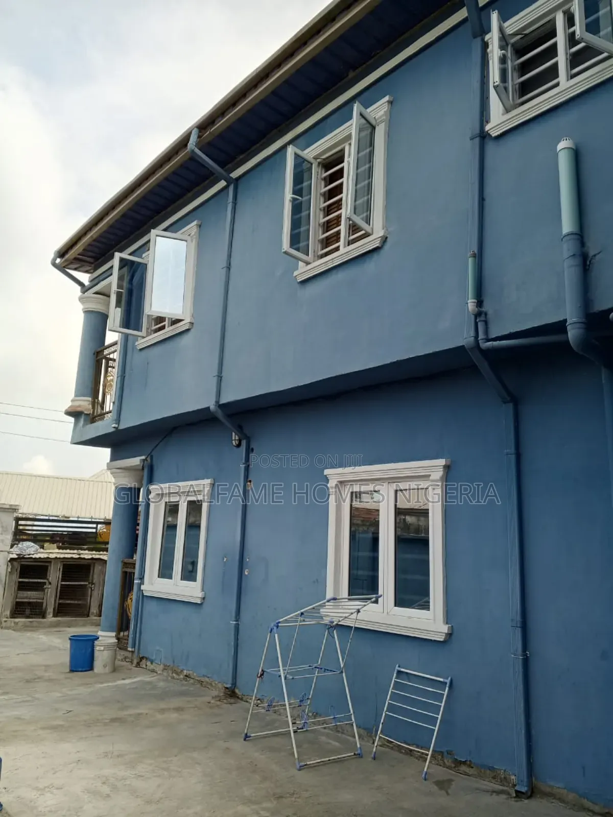 6bdrm Block of Flats in Malete By Beachwood, Lakowe for sale