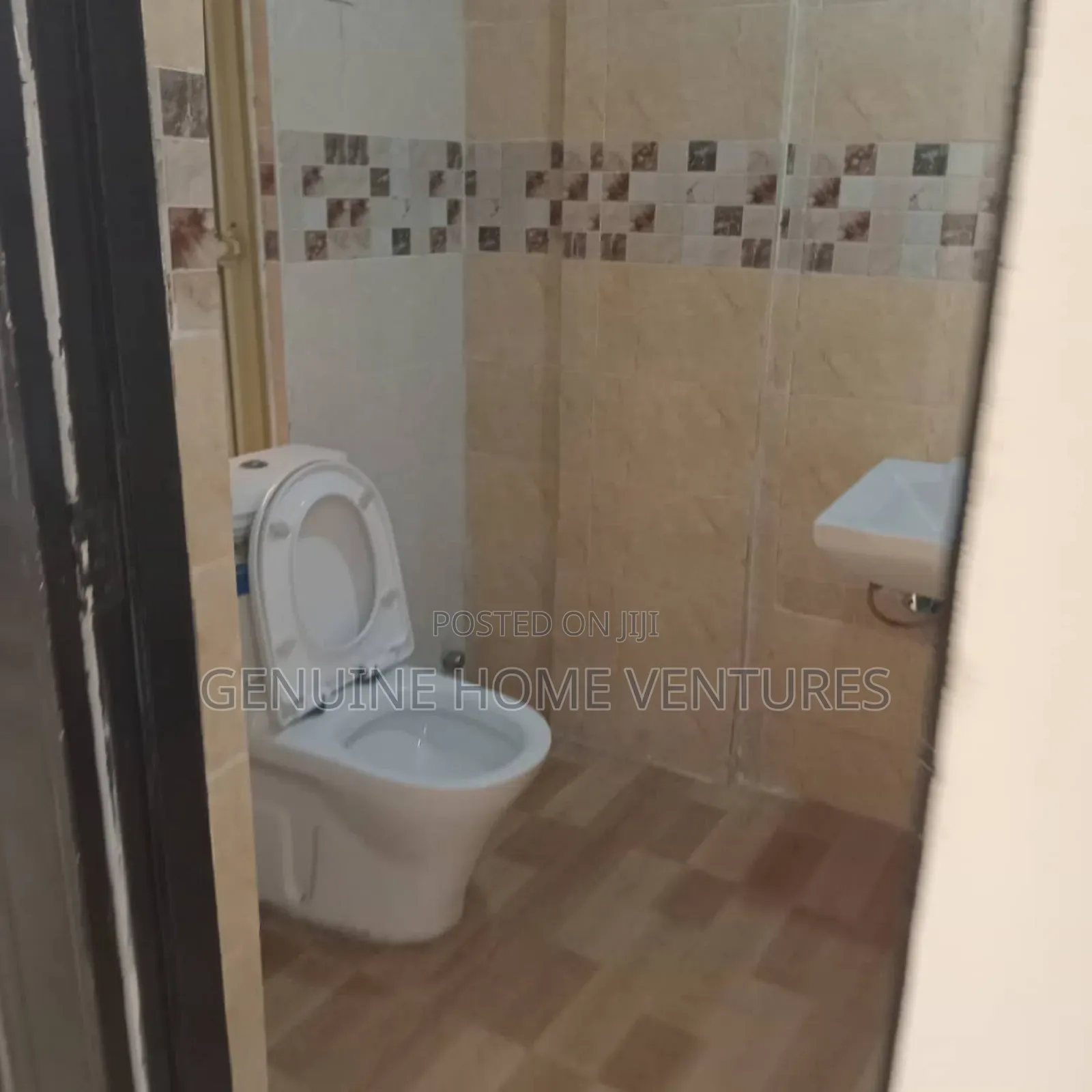 3bdrm Apartment in Ikate for sale
