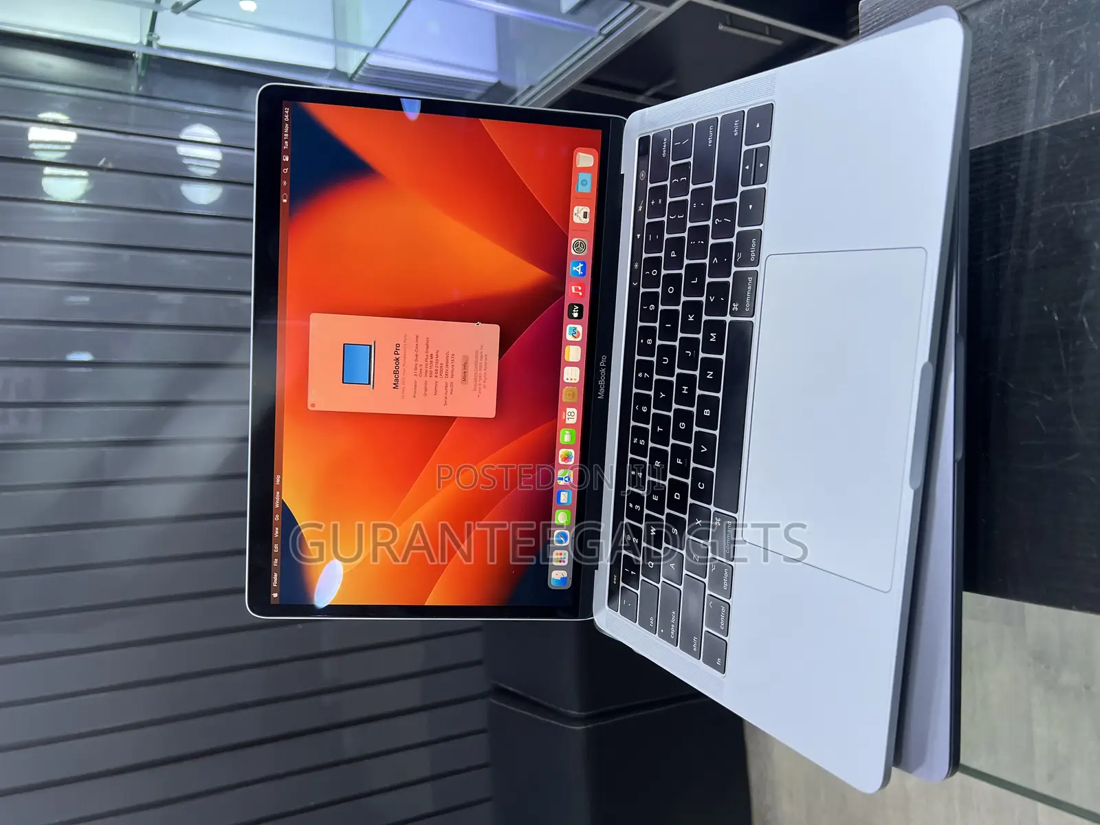 Laptop Apple MacBook Pro 2017 8GB Intel Core i5 SSD 256GB
