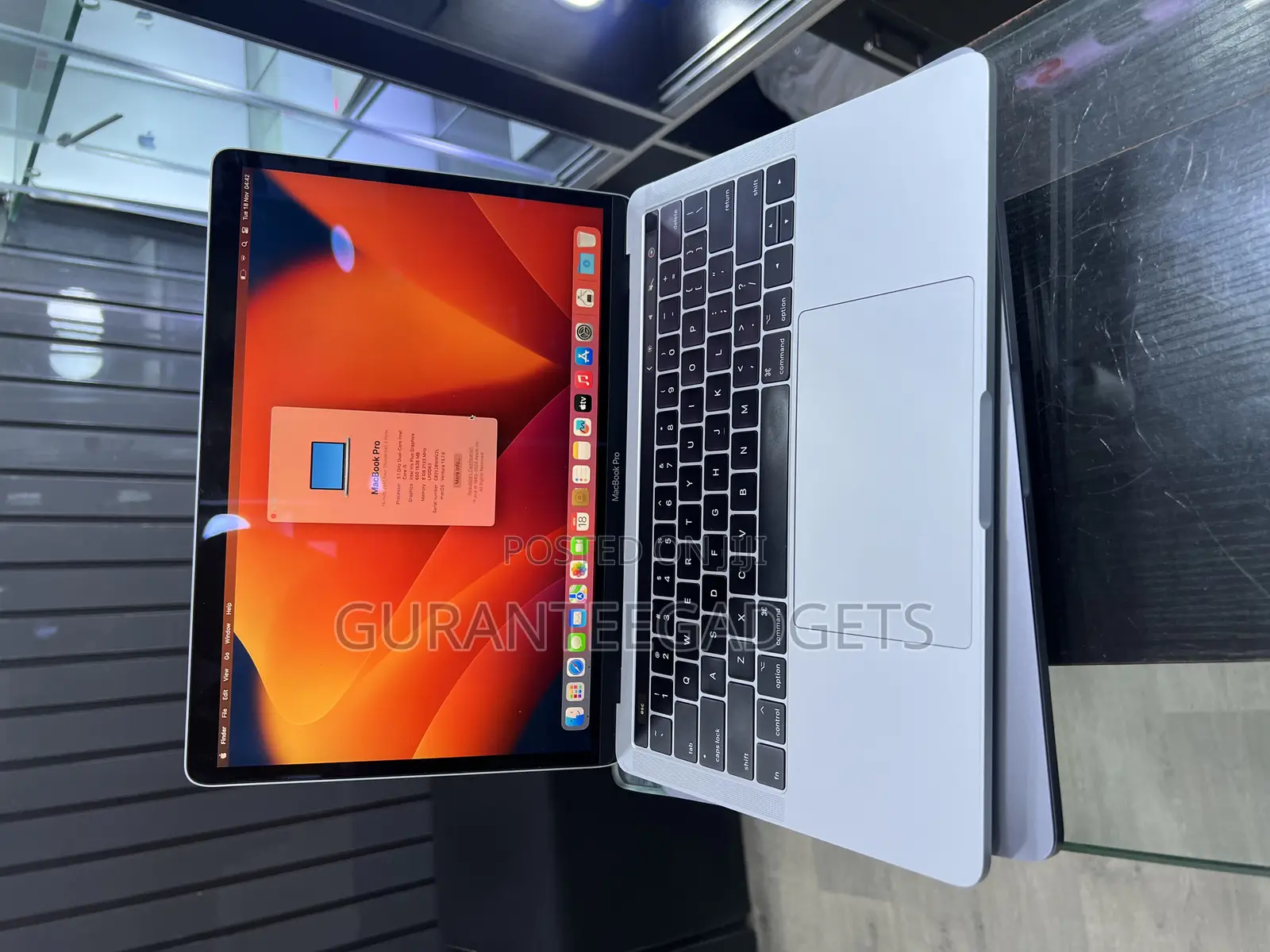 Laptop Apple MacBook Pro 2017 8GB Intel Core i5 SSD 256GB