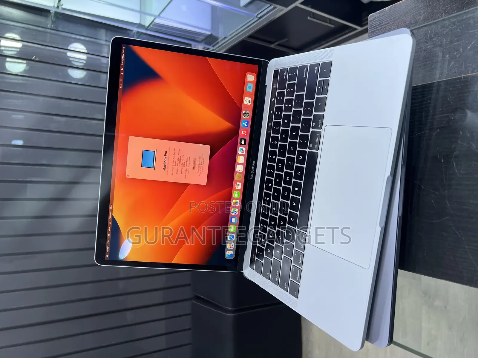 Laptop Apple MacBook Pro 2017 8GB Intel Core i5 SSD 256GB