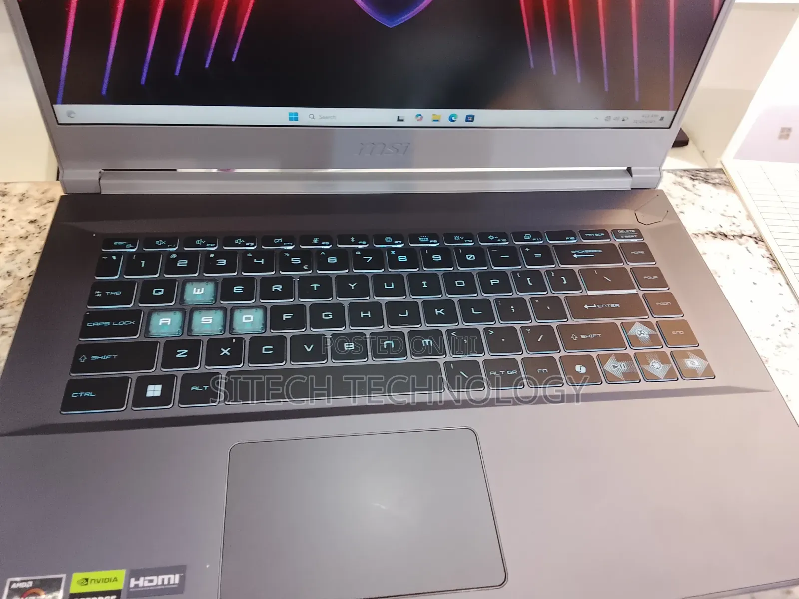 New Laptop MSI 16GB AMD Ryzen 9 SSD 512GB