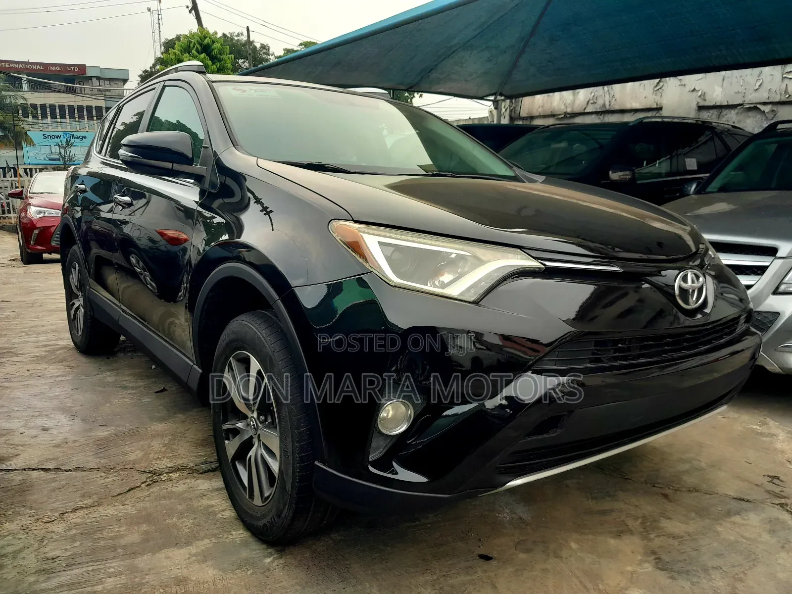 Toyota RAV4 XLE AWD (2.5L 4cyl 6A) 2016 Black