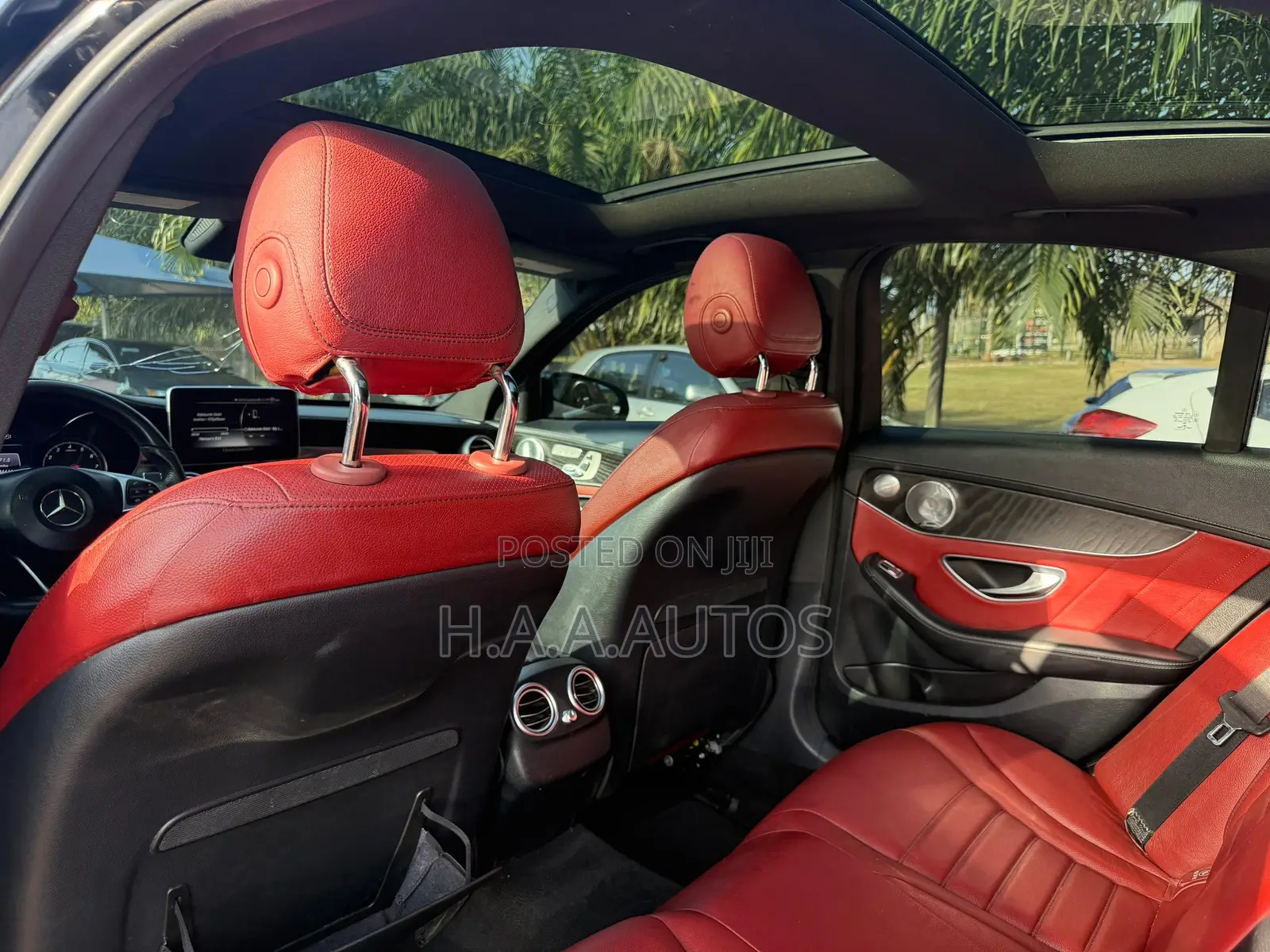 Mercedes-Benz C400 4Matic AWD Sedan (3.0L V6 7A) 2015 Black
