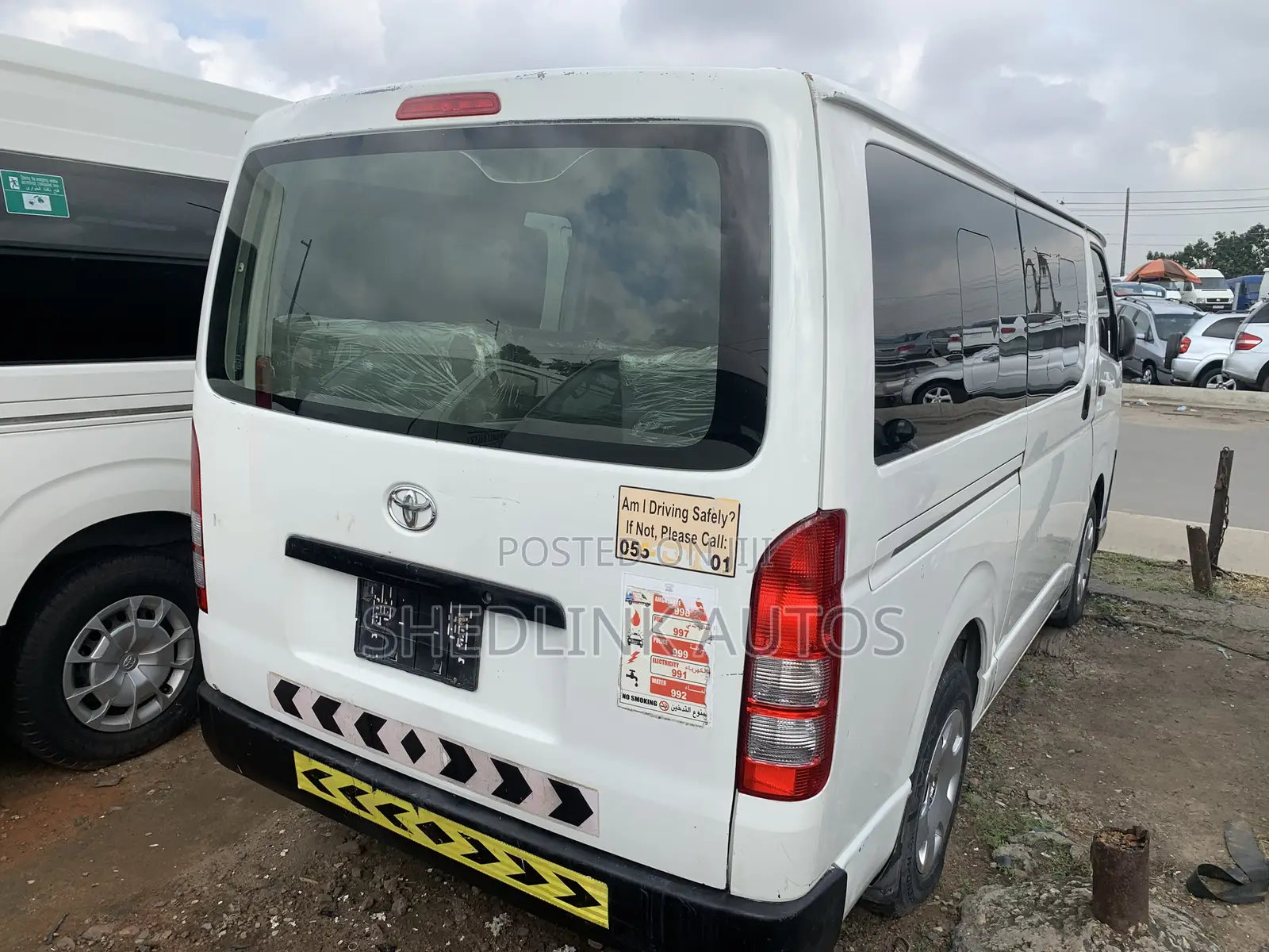 Toyota HiAce 2014 White