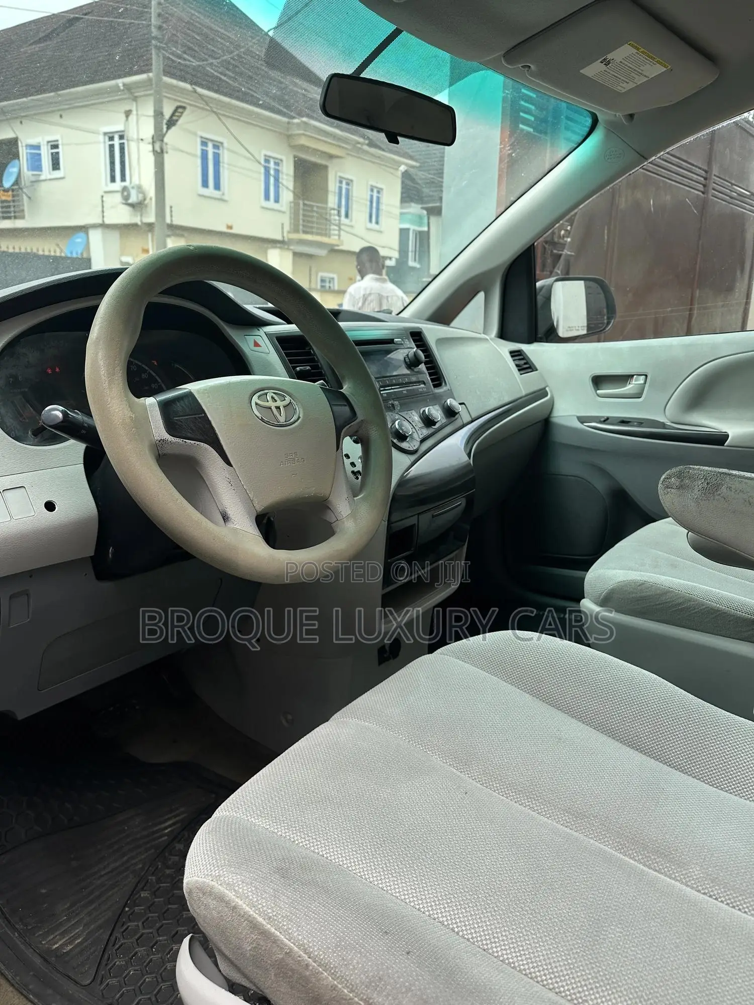 Toyota Sienna 2013 White
