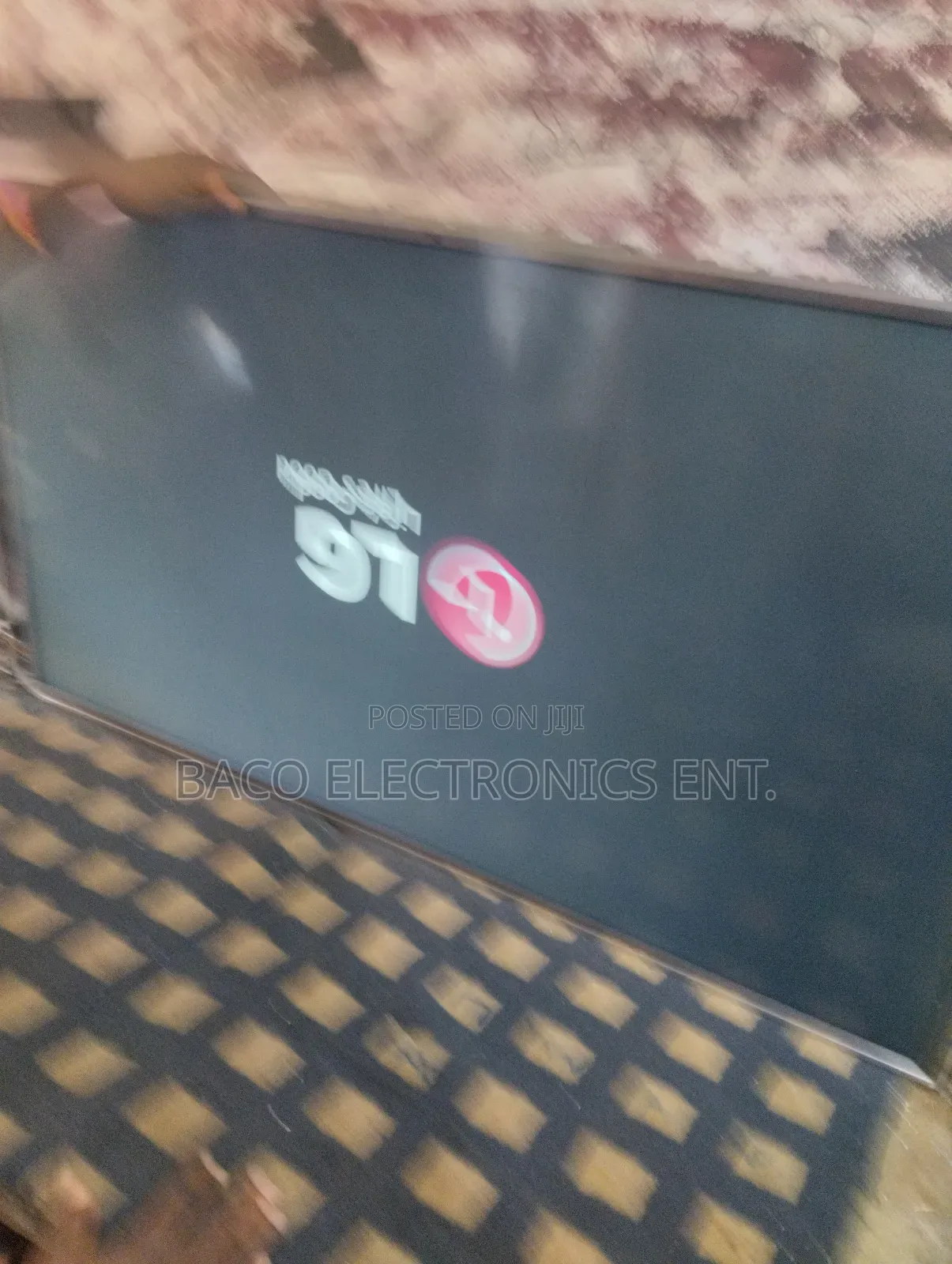 * Lg 55 Inches Screen Fault