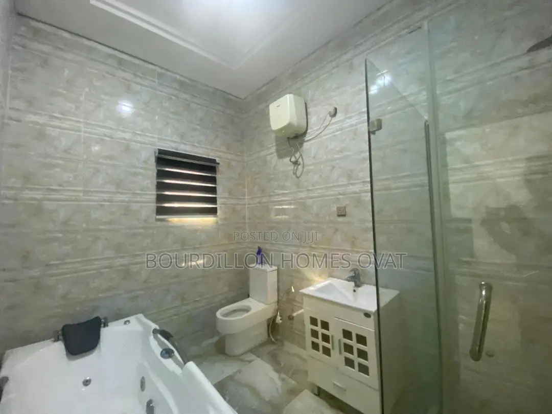 4bdrm Duplex in Orchid Lagos State, Lekki for rent