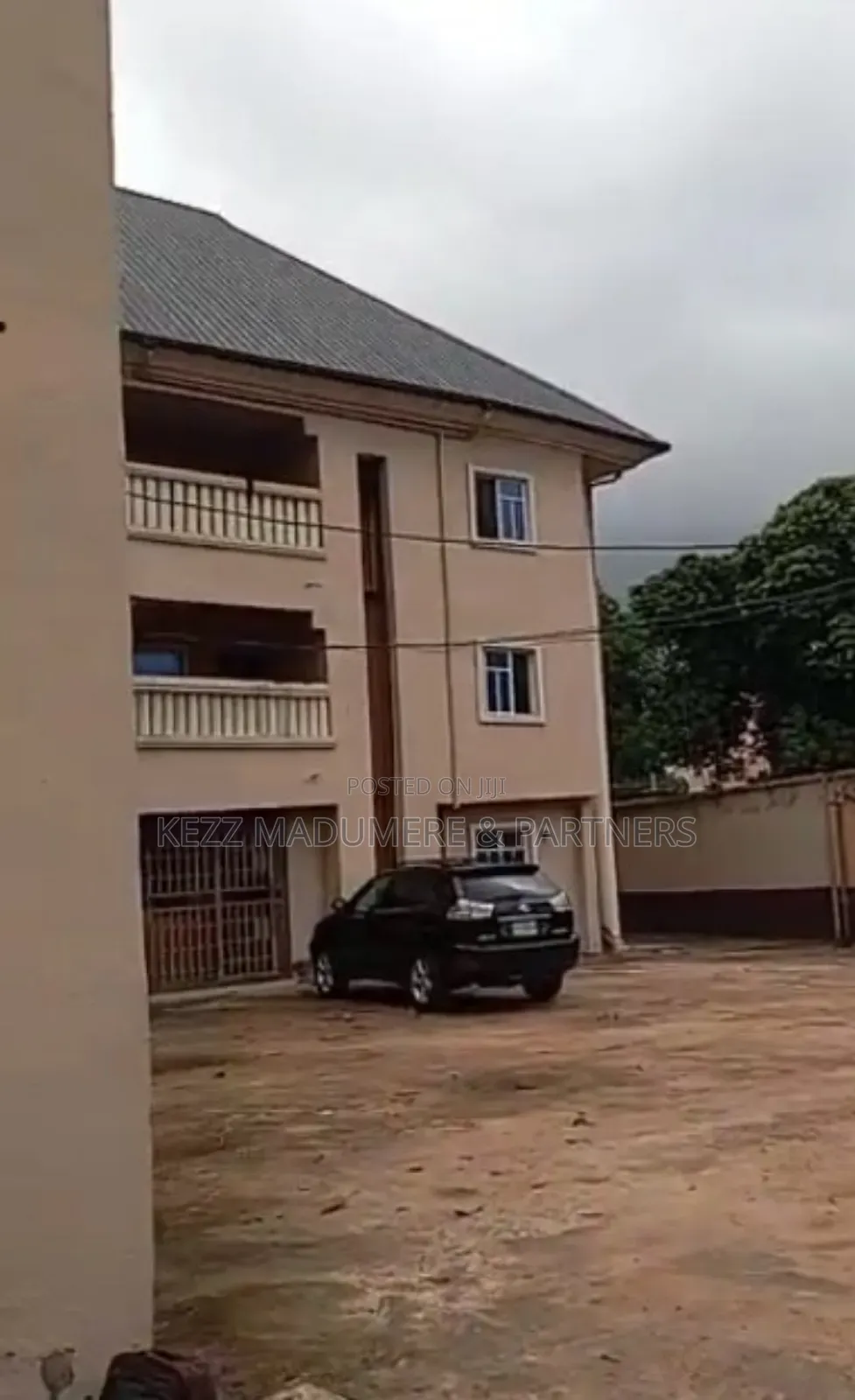 9bdrm Block of Flats in Near Early Learning for sale