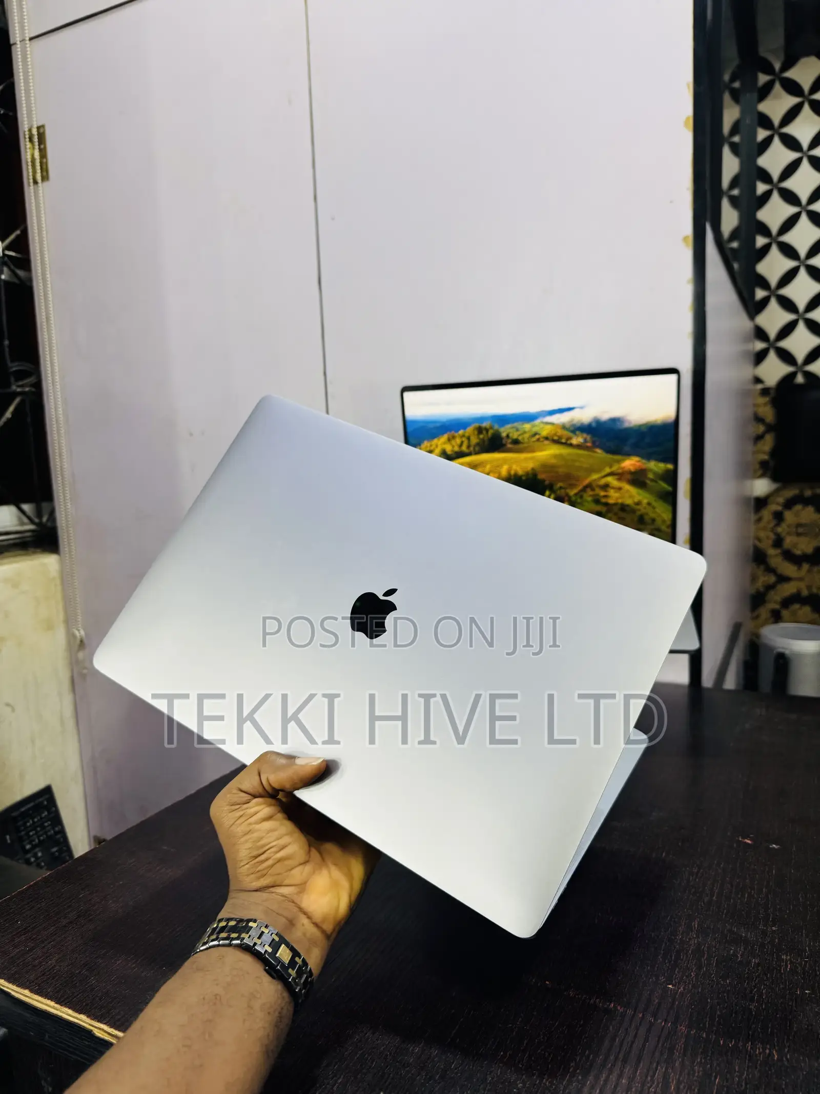 Laptop Apple MacBook Pro 2019 16GB Intel Core i7 SSD 512GB
