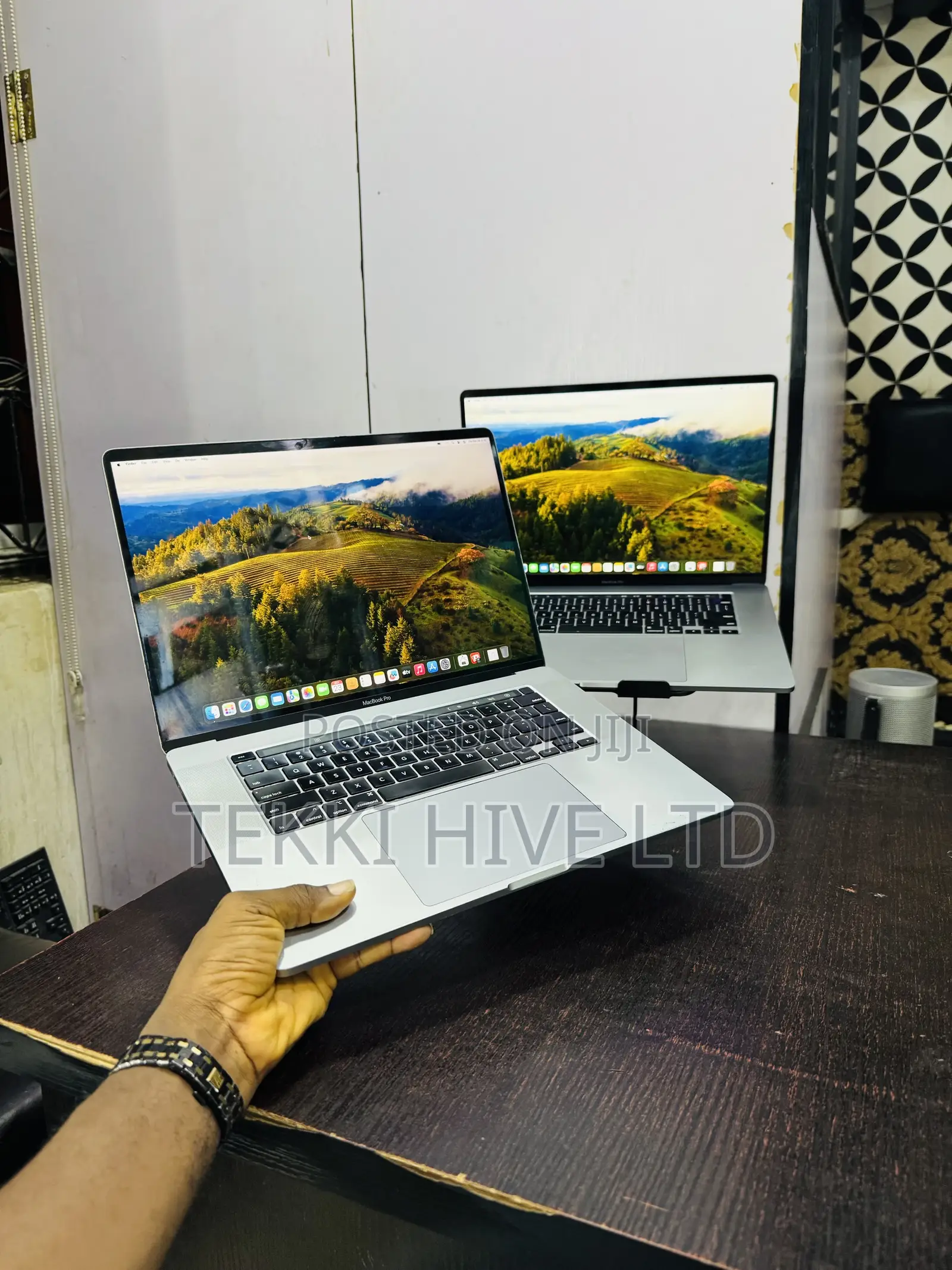 Laptop Apple MacBook Pro 2019 16GB Intel Core i7 SSD 512GB