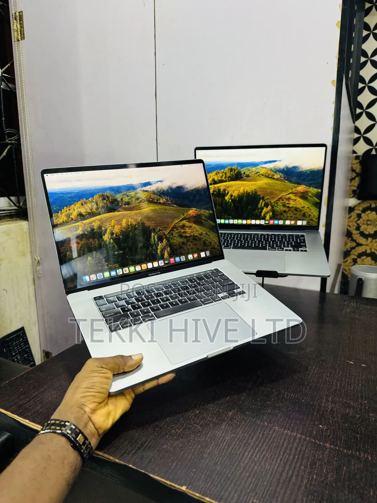 Laptop Apple MacBook Pro 2019 16GB Intel Core i7 SSD 512GB