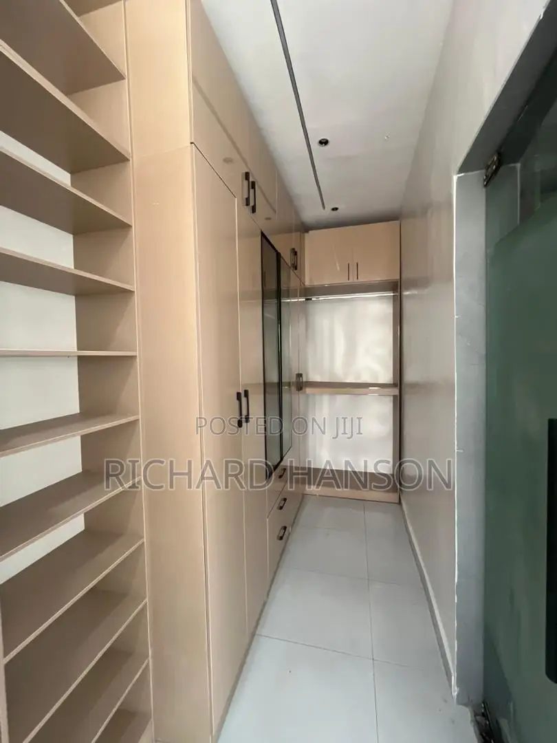 4bdrm Duplex in Ado / Ajah for sale