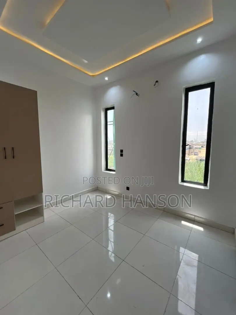 4bdrm Duplex in Ado / Ajah for sale