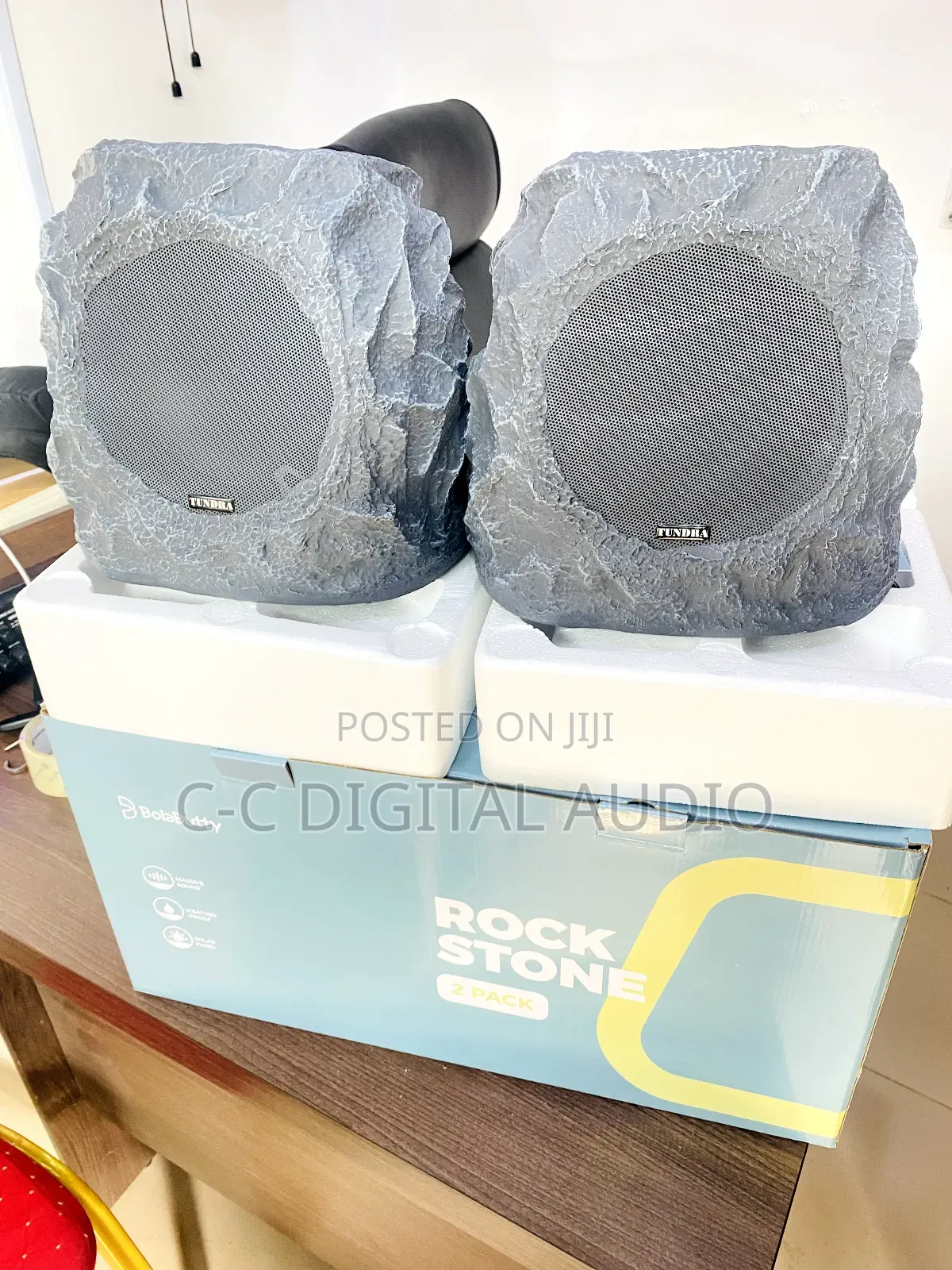 Rock Outdoor Solar Speaker Pair