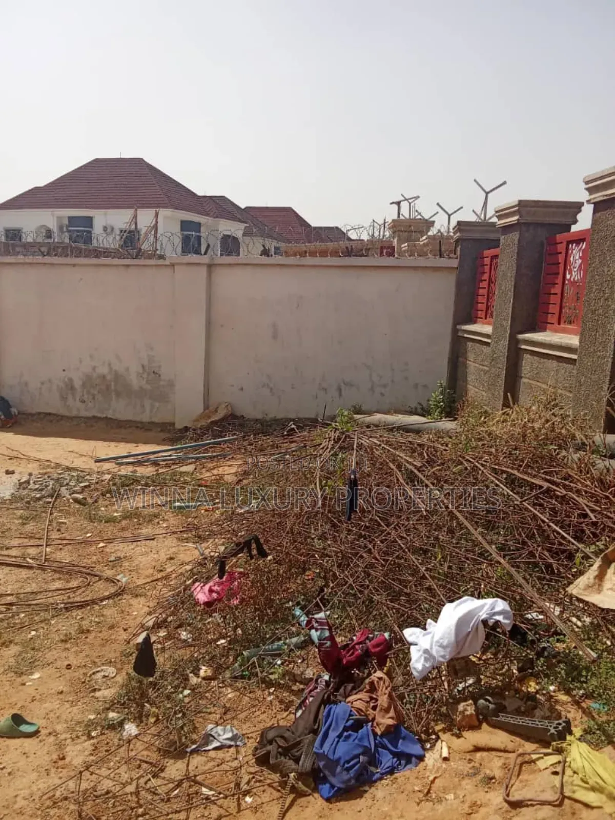 Estate Land