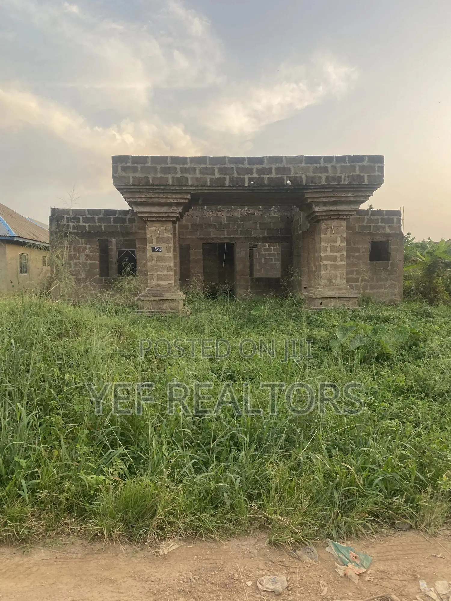 3bdrm Bungalow in Eleweran, Osun State for sale