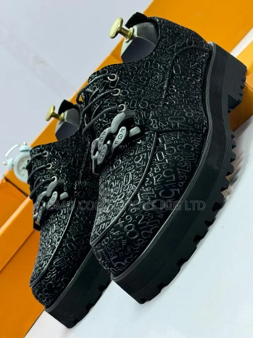 Luxury Louis Vuitton Men’S Shoes – Fully Boxed
