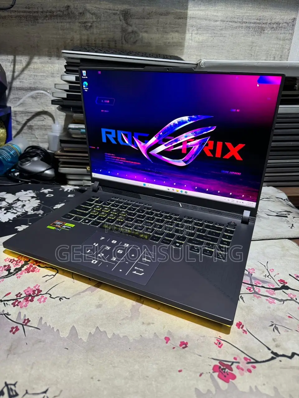 Laptop Asus ROG Strix G16 G614 32GB AMD Ryzen 9 SSD 1T