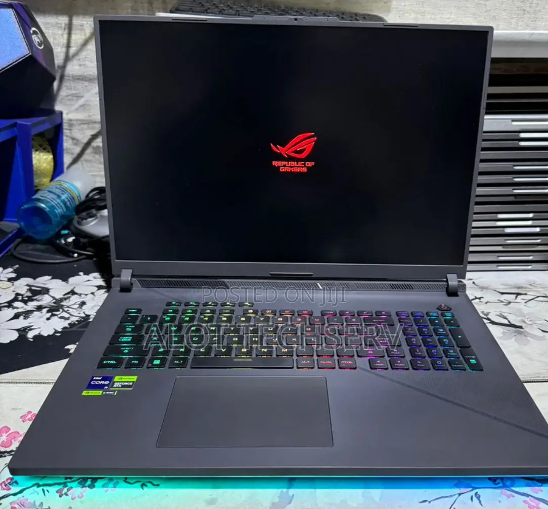 Laptop Asus ROG Strix G17 32GB Intel Core i9 SSD 2T