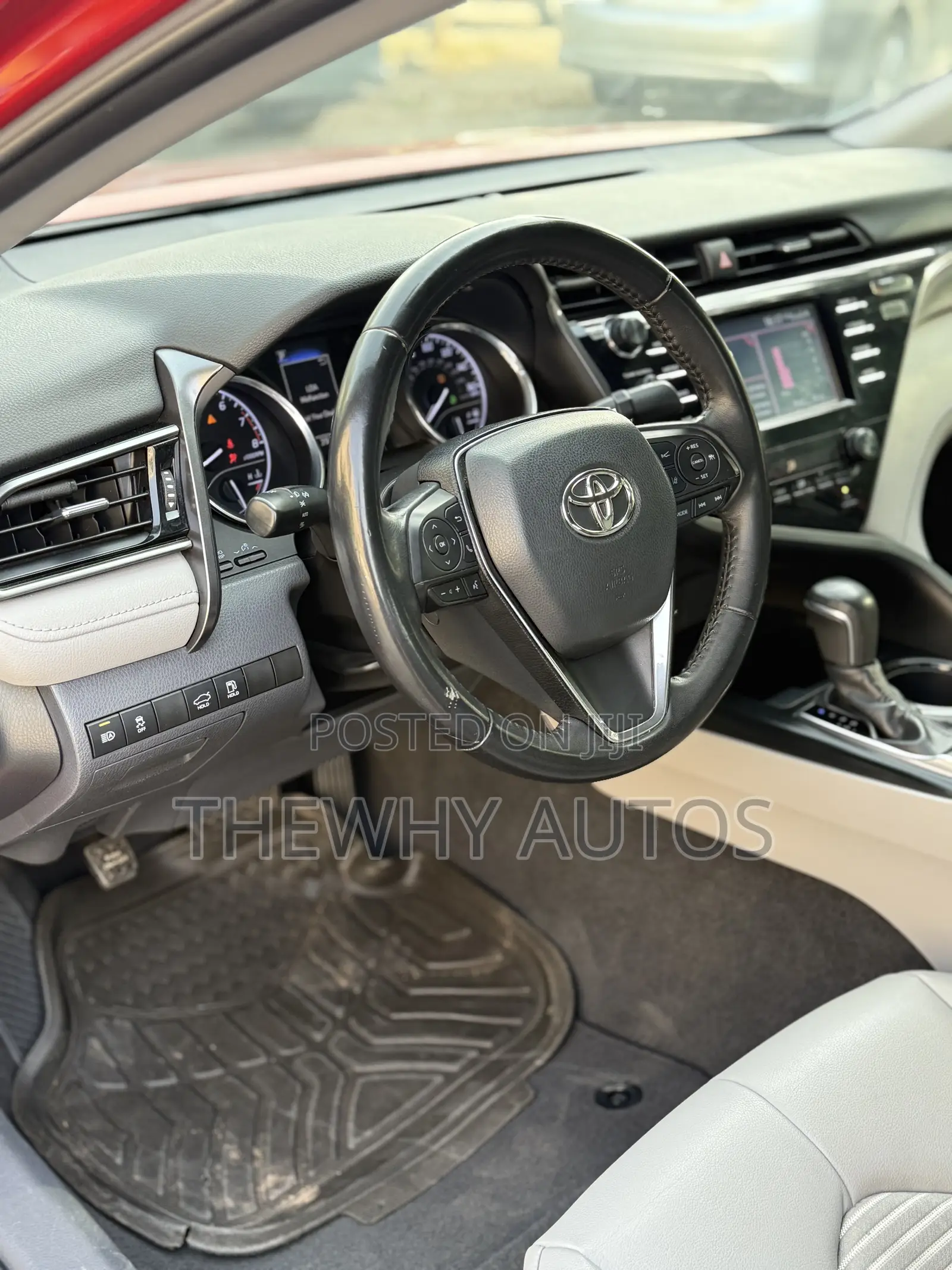 Toyota Camry SE (2.5L 4cyl 8A) 2019 Burgundy
