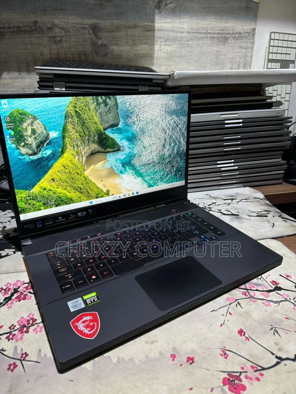 Laptop Asus ROG Zephyrus G15 16GB Intel Core I7 SSD 1T