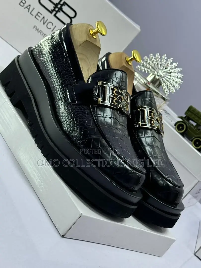 Exclusive Black/Brown Luxury Men’S Leather Shoes With Bold Metal Logo