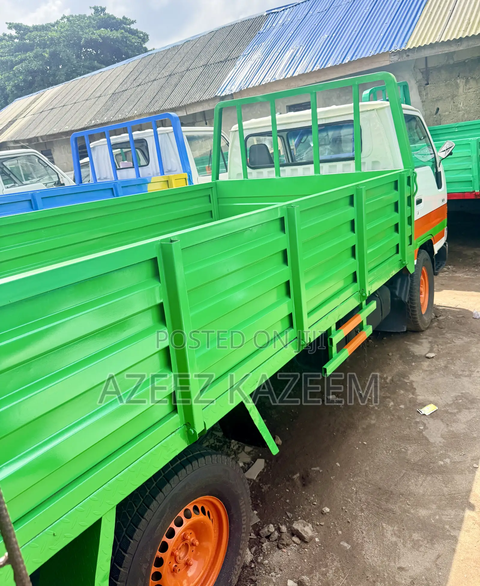 Toyota Dyna 100 Normal Hand 2000model 2.4litre Petrol Engine