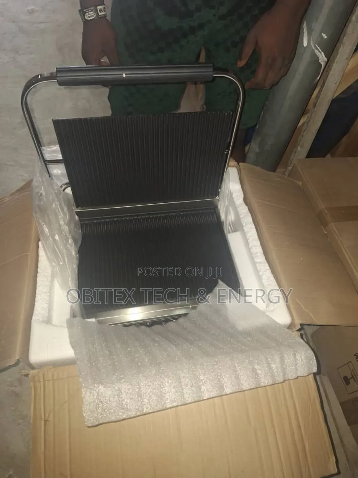 Electric Contact Grill
Model: Heg-813