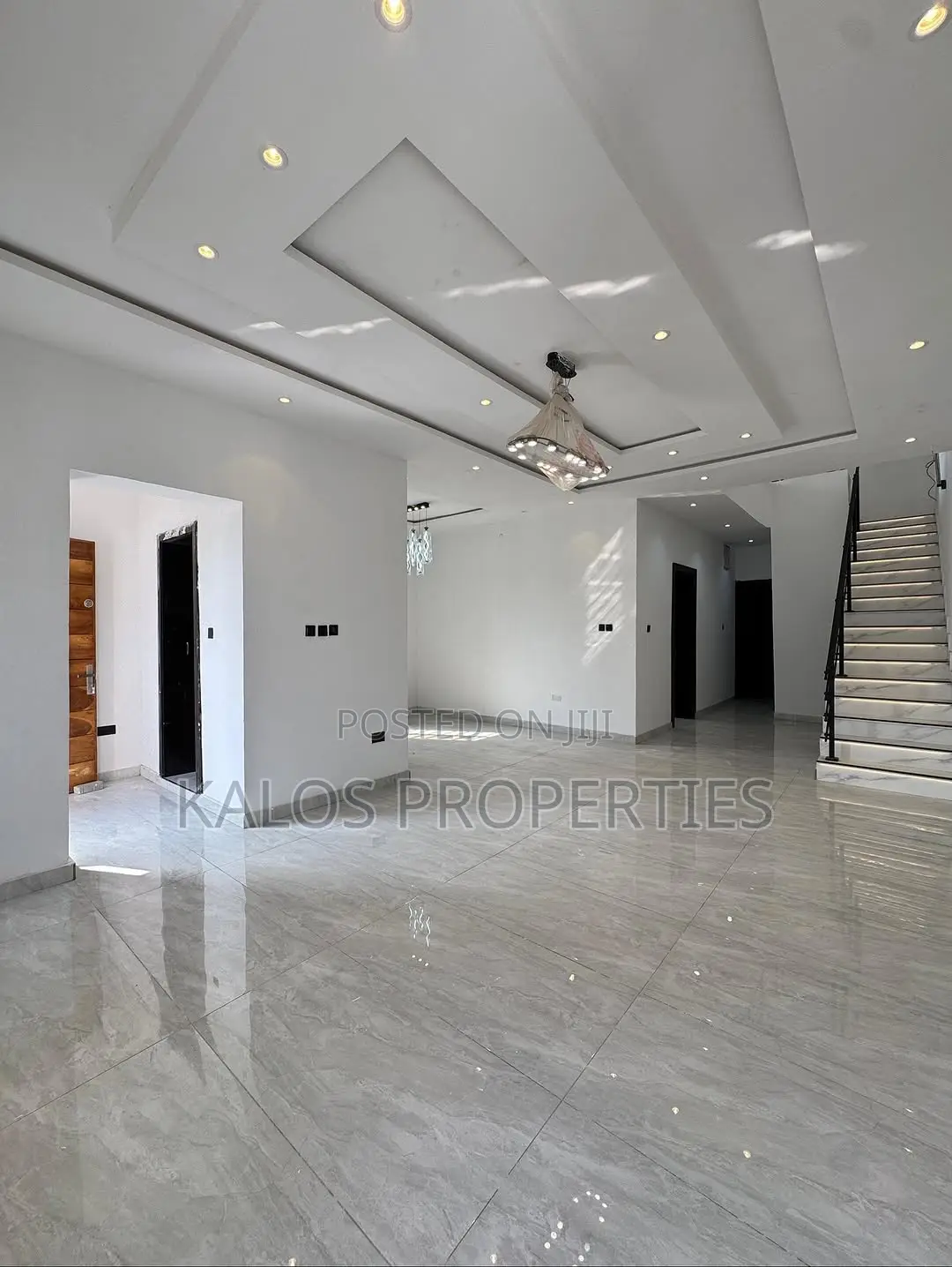 4bdrm Duplex in Abraham Adesonya for sale