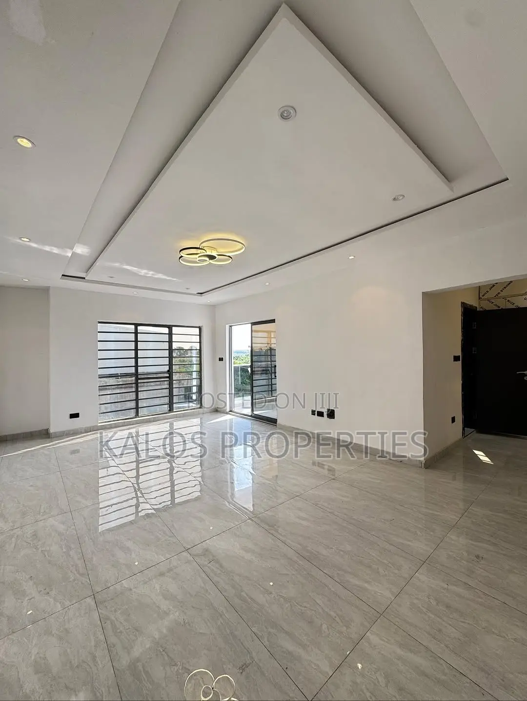 4bdrm Duplex in Abraham Adesonya for sale