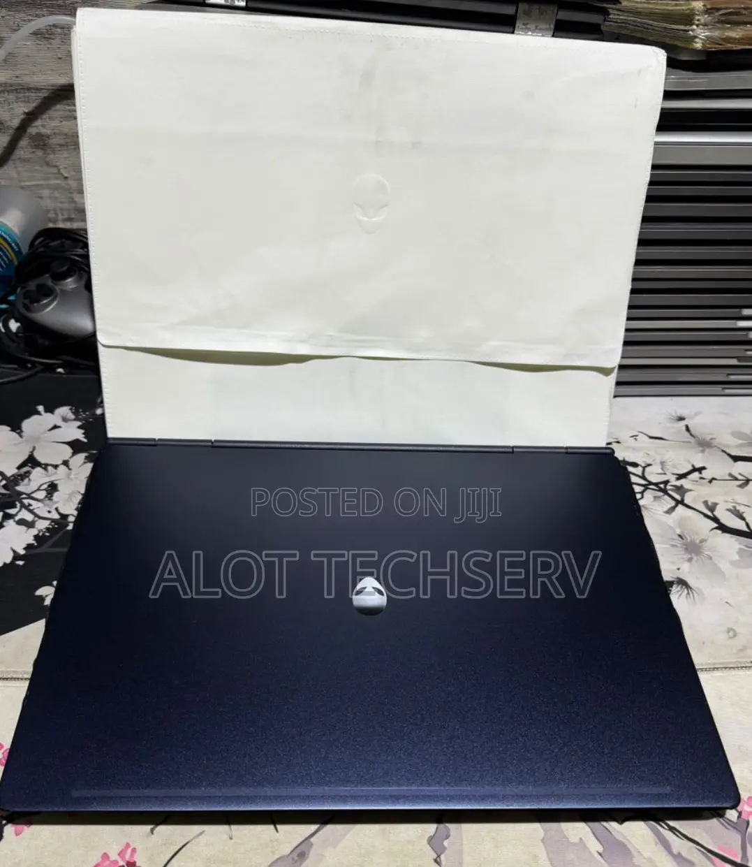 New Laptop Dell Alienware 16 Aurora 16GB Intel Core 7 SSD 1T