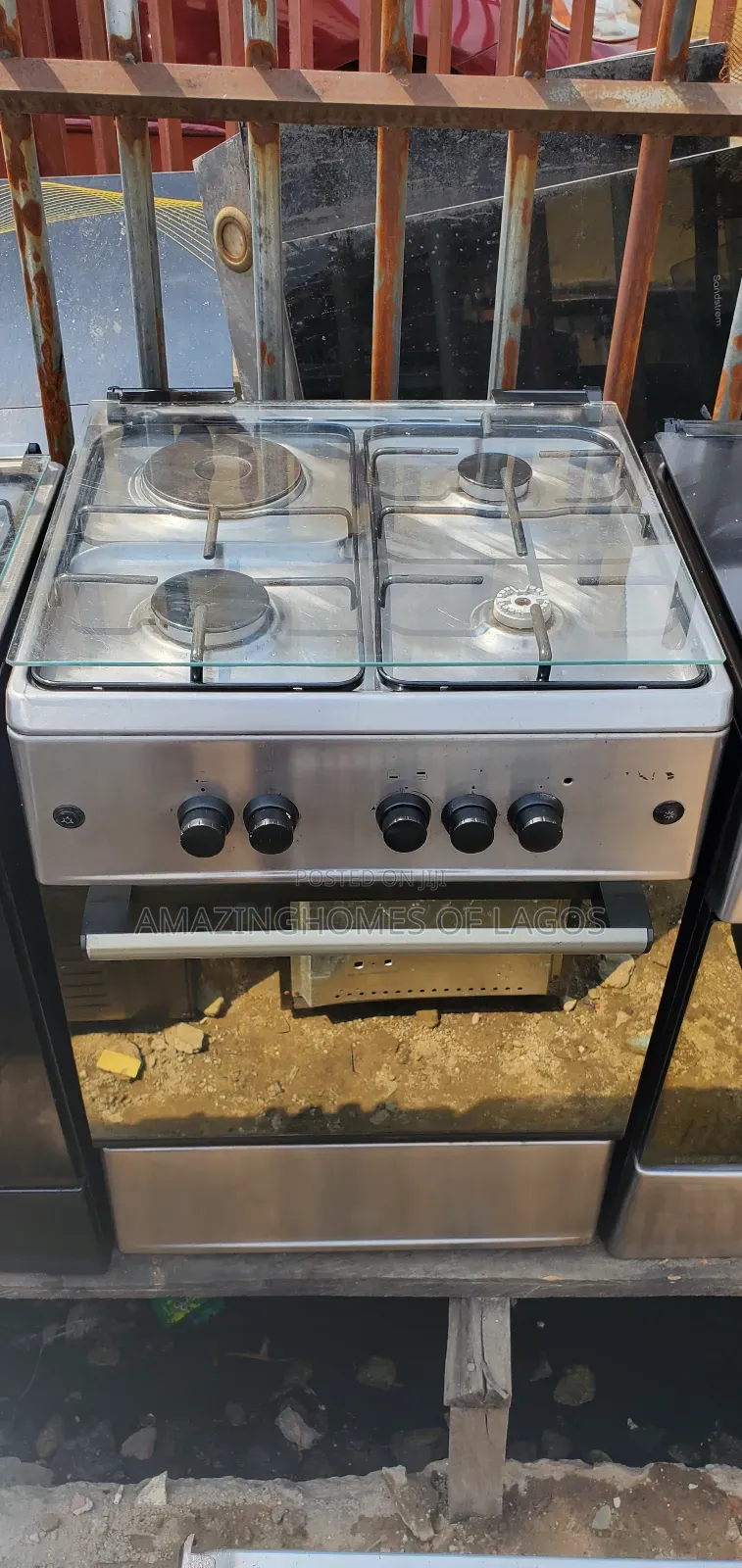 60by60 Cm Standard Tokunbo Gas Burner 3 Gas 1 Electric Burner Uk Used