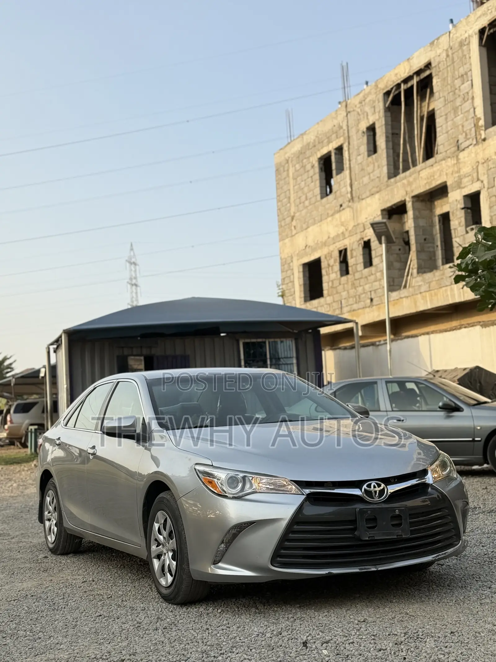 Toyota Camry LE 4dr Sedan (2.5L 4cyl 6A) 2015 Silver