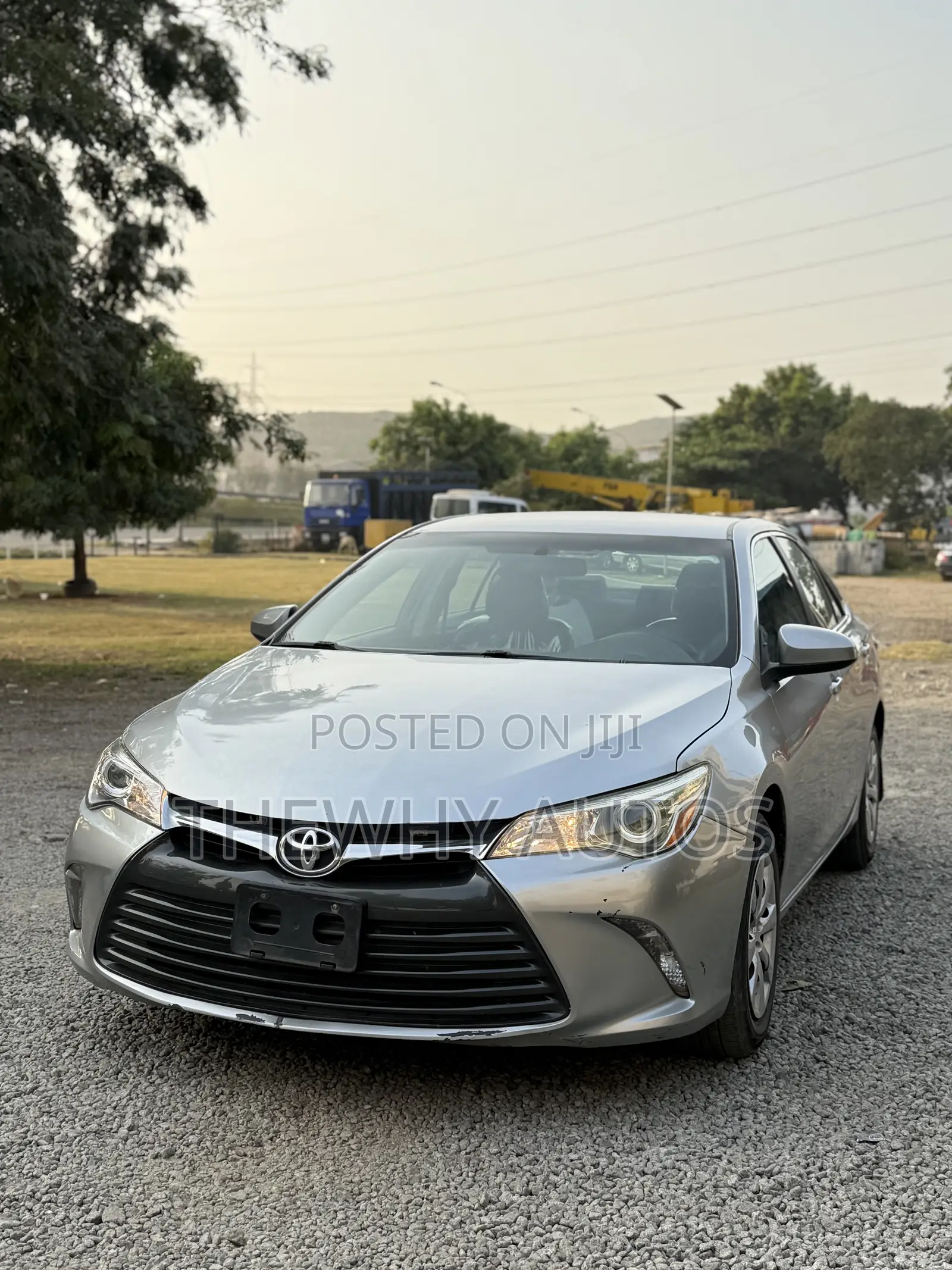 Toyota Camry LE 4dr Sedan (2.5L 4cyl 6A) 2015 Silver