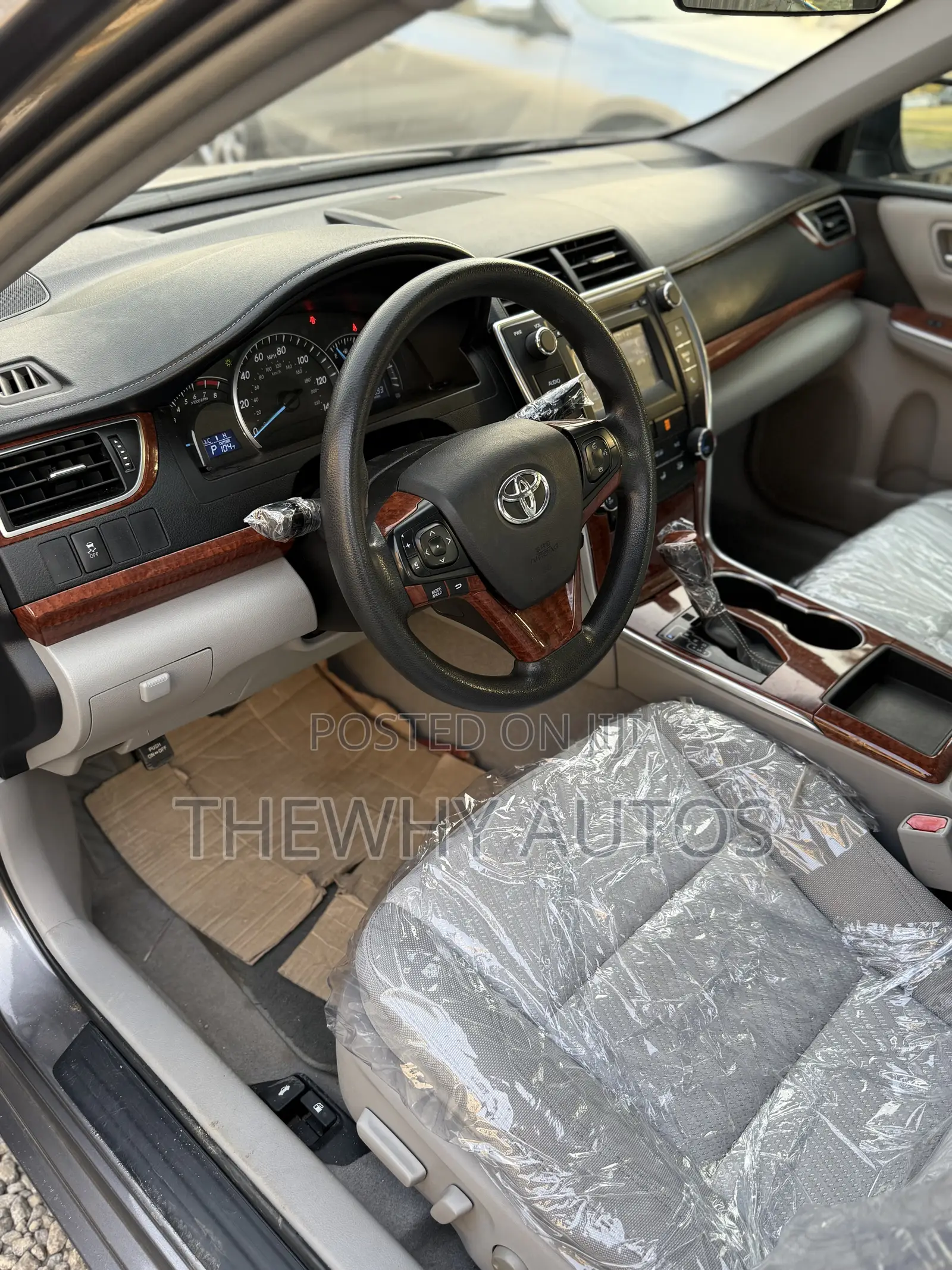 Toyota Camry LE 4dr Sedan (2.5L 4cyl 6A) 2016 Gray