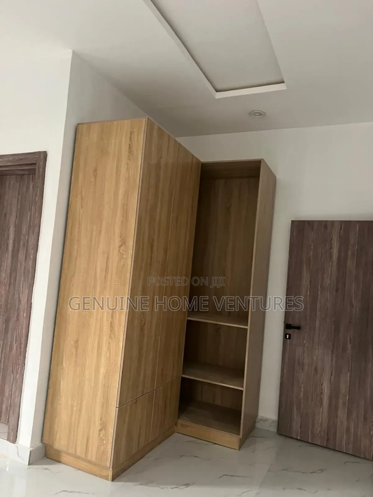 4bdrm Duplex in Allen Avenue for sale