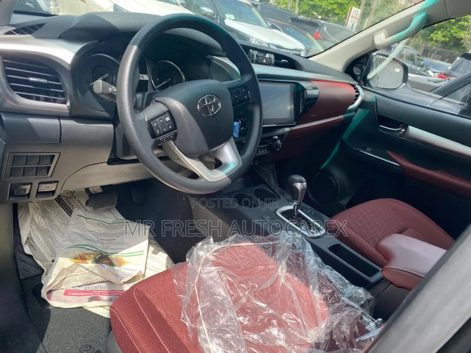 New Toyota Hilux 2025 Black
