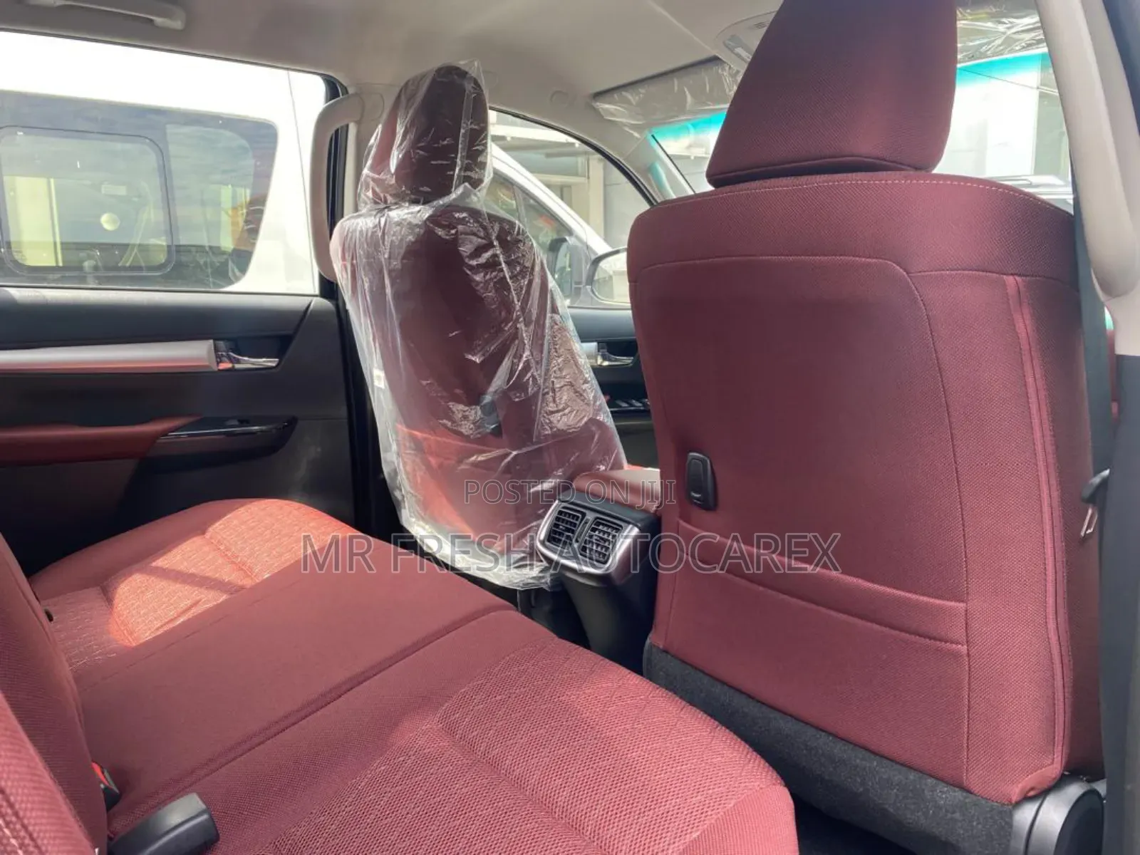 New Toyota Hilux 2025 Black
