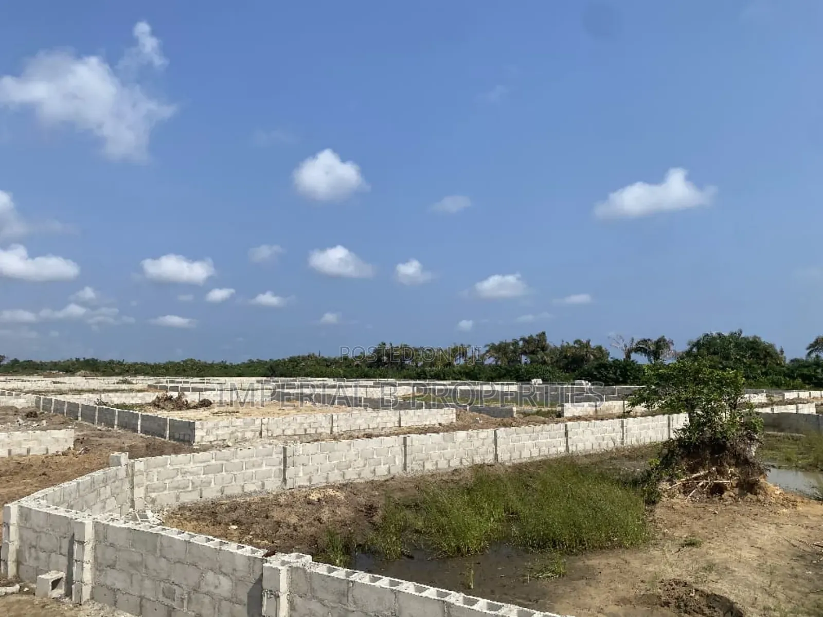 Mowe Golf Town Estate Land