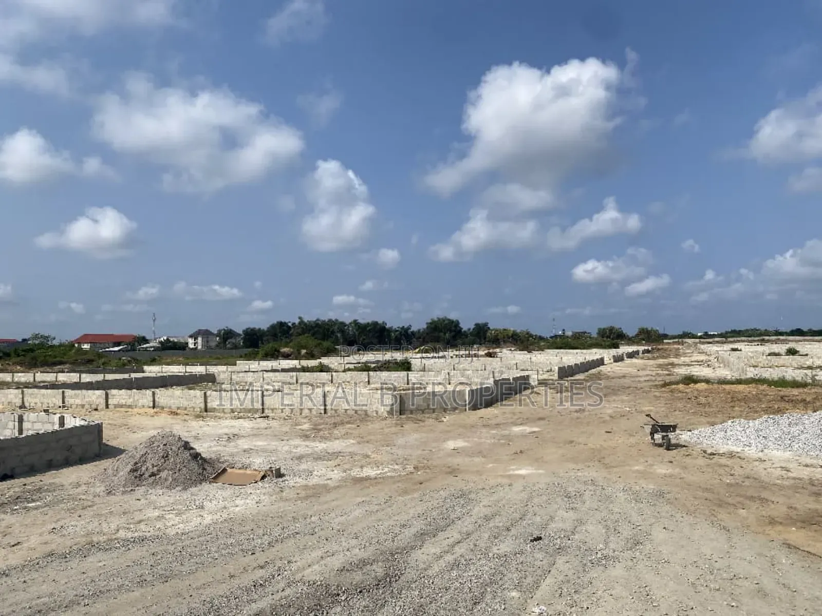 Mowe Golf Town Estate Land