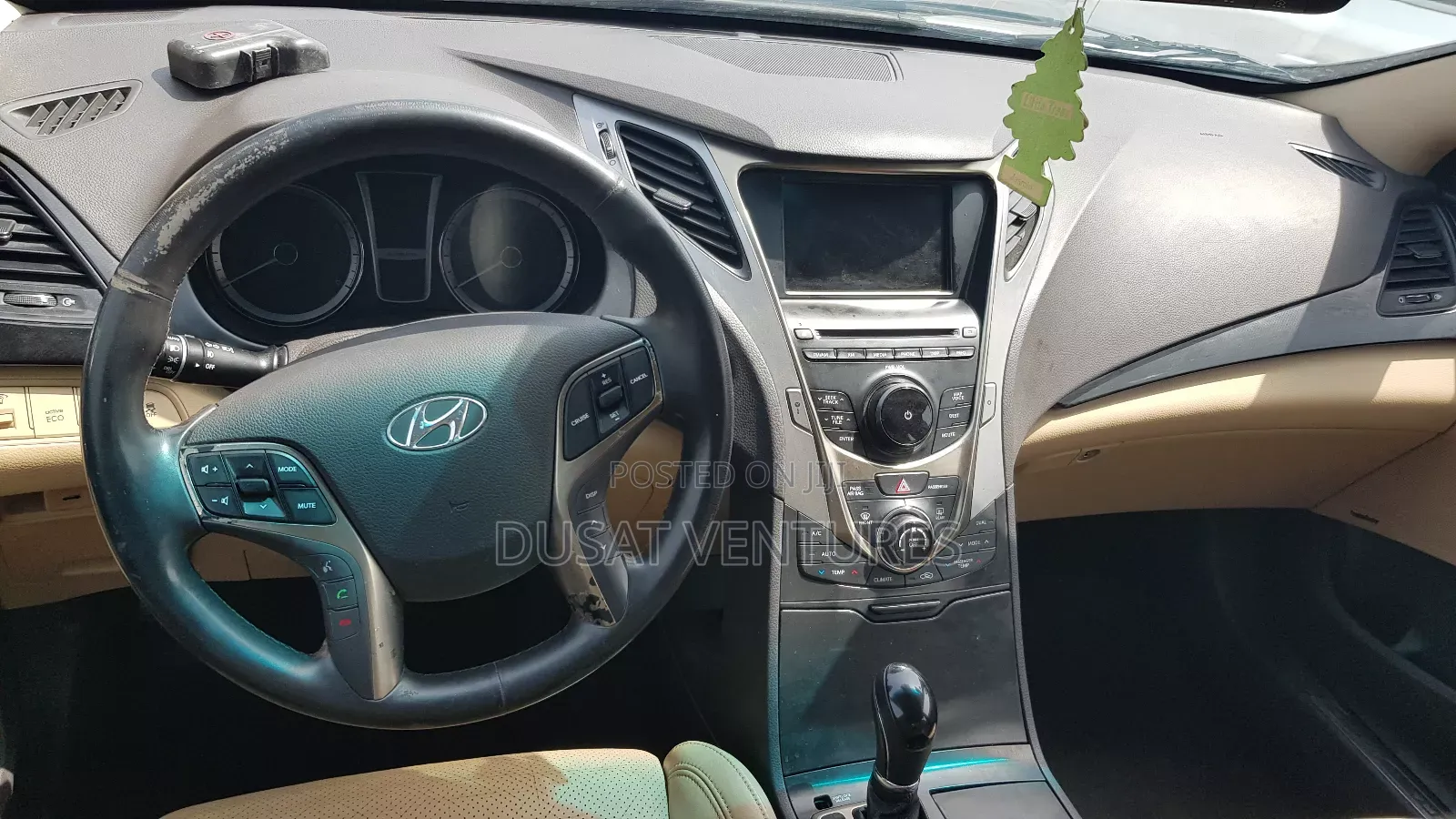 Hyundai Azera 3.3L 2013 Gold