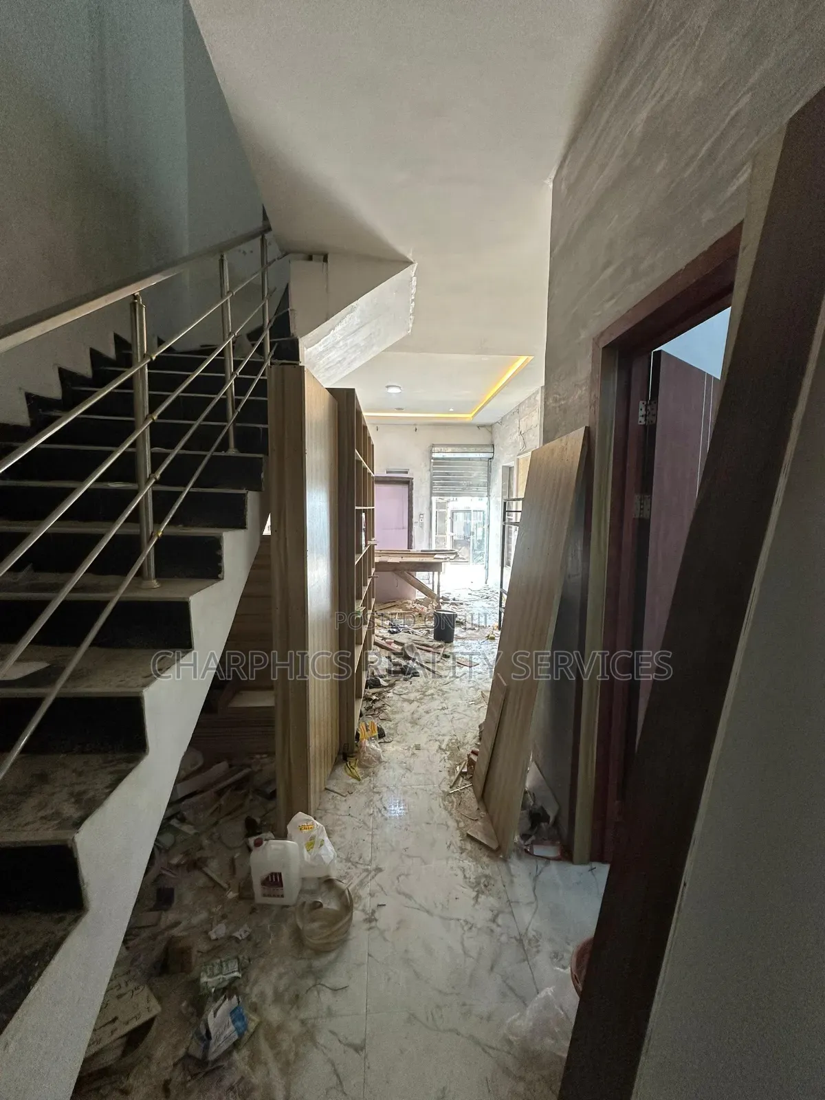 4bdrm Duplex in Ikota for rent
