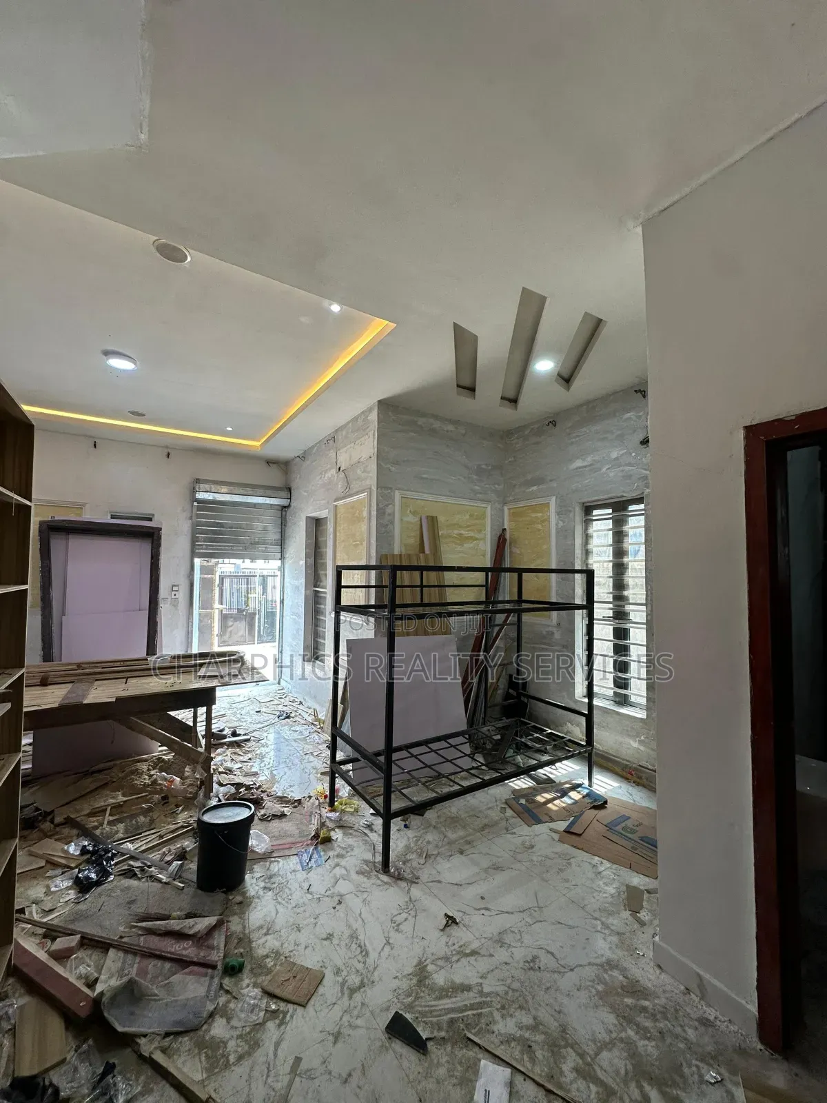 4bdrm Duplex in Ikota for rent