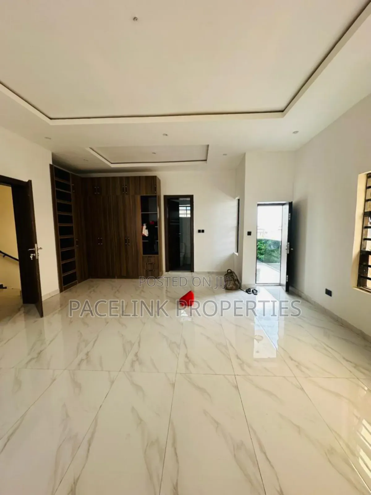 Furnished 4bdrm Duplex in Alimosho for sale