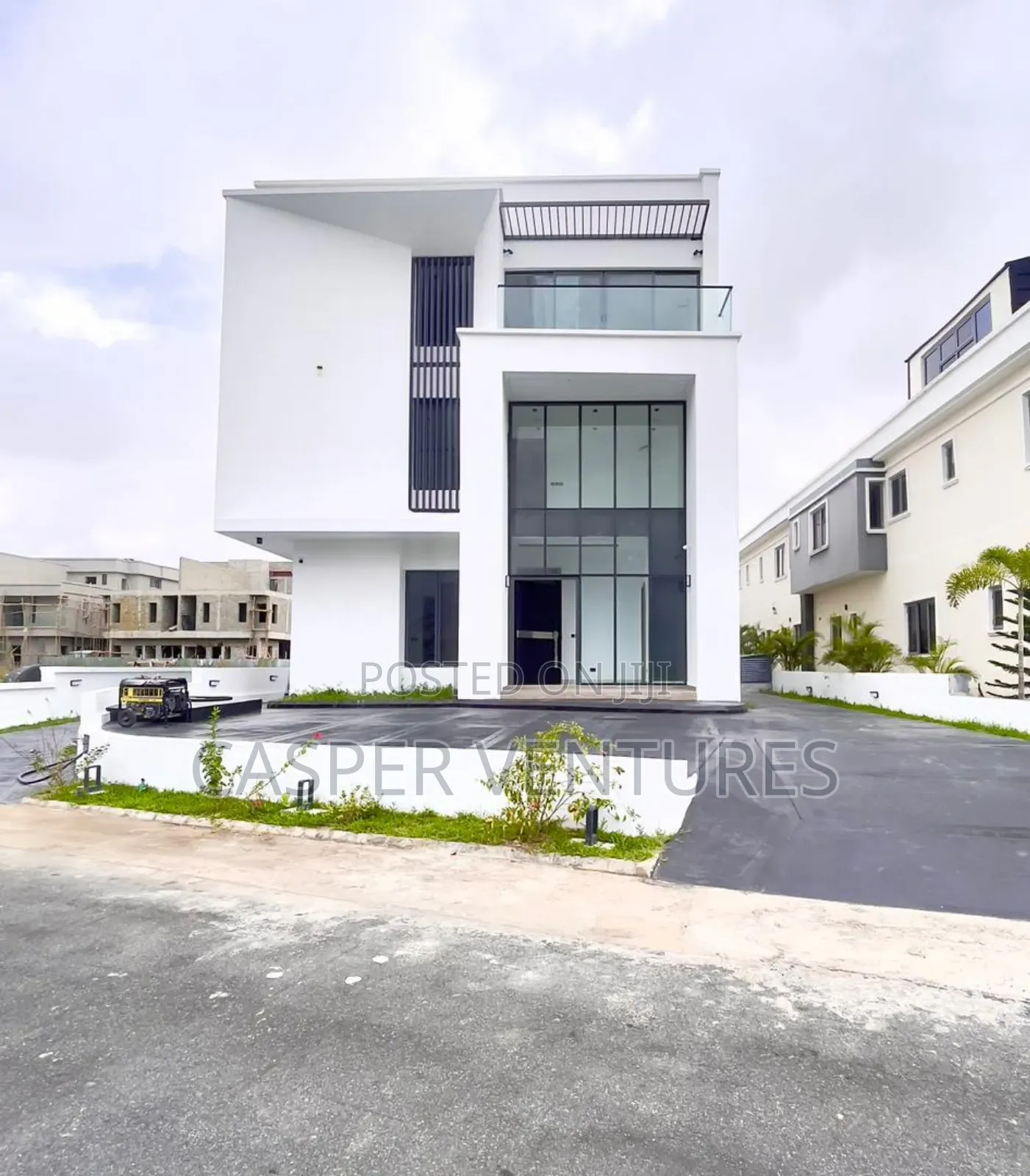 5bdrm Duplex in Cowrie, Ikate-Elegushi for sale