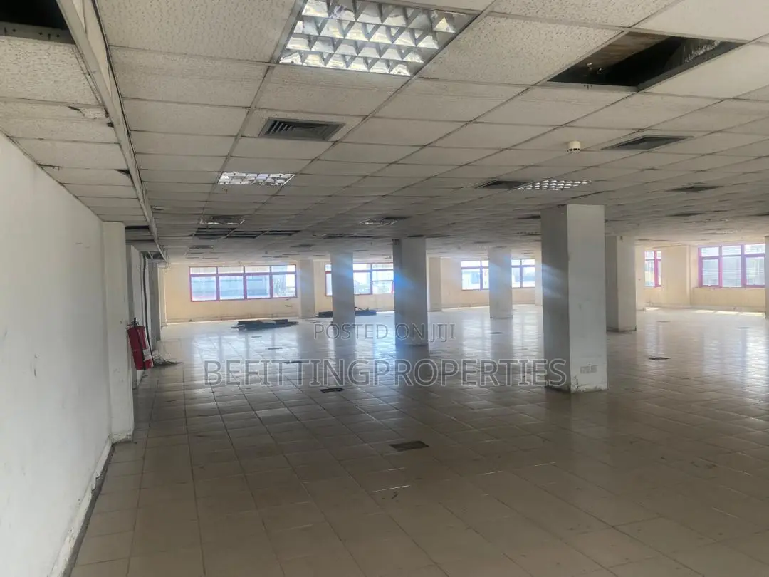 650 SQM Serviced Office Space