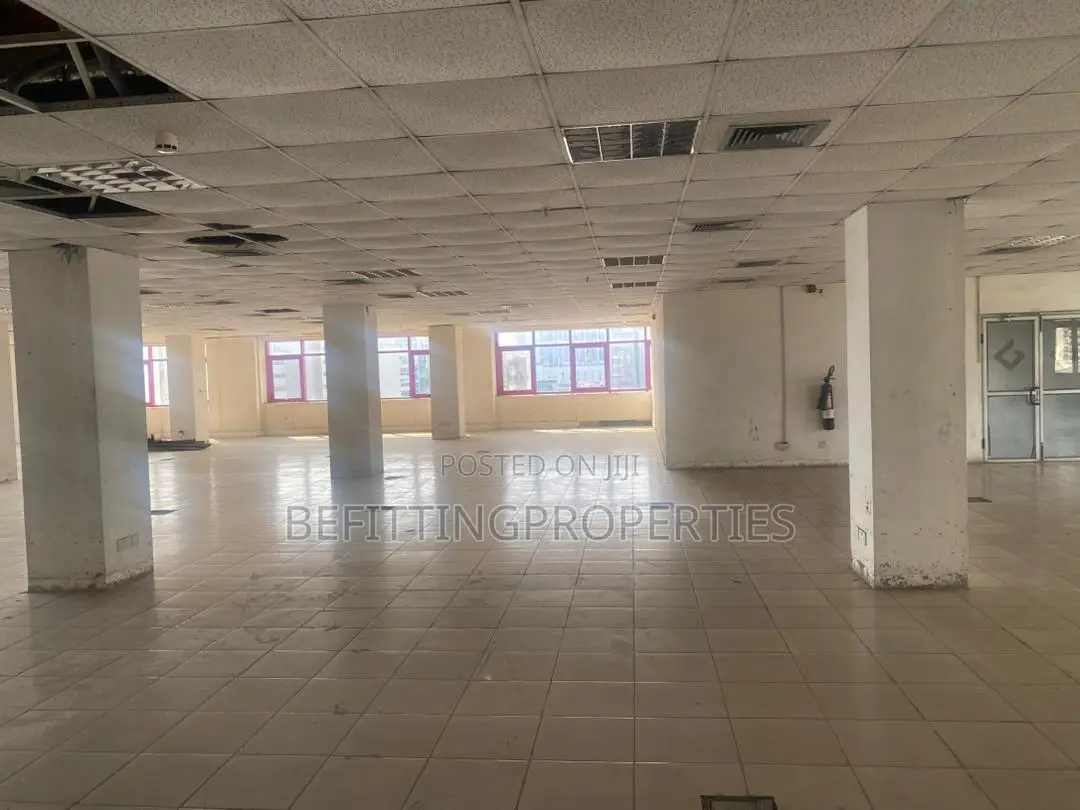 650 SQM Serviced Office Space