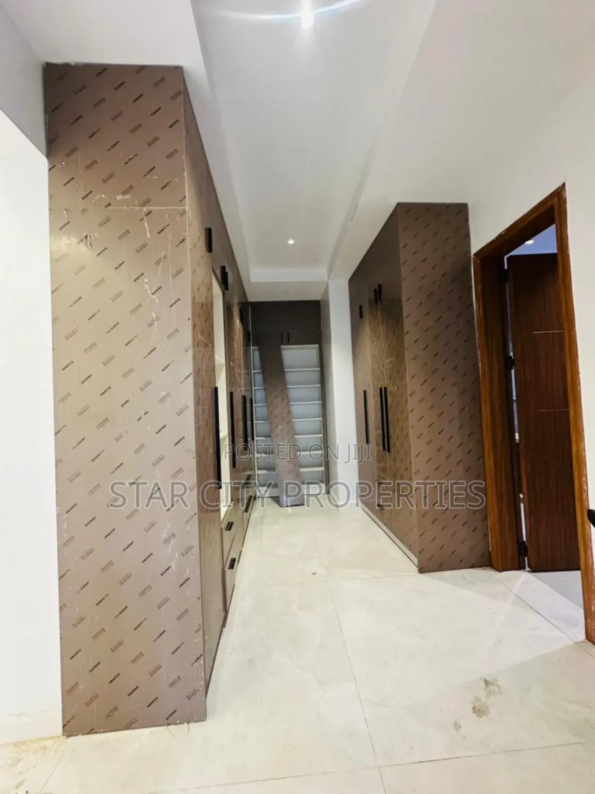 5bdrm Duplex in Adeniyi Jones for sale
